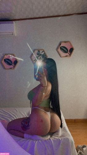 Gia lowry - Image