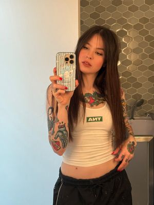 Anisa Jomha - Thumb