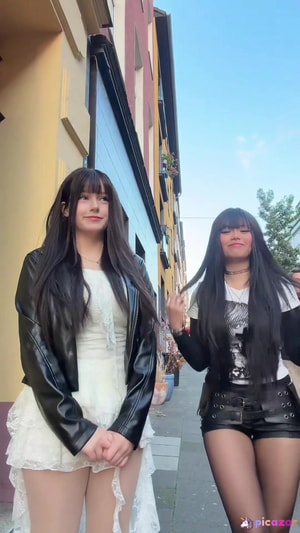 Upminaa - Thumb