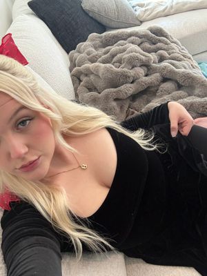 SnowBunnyBby - Thumb