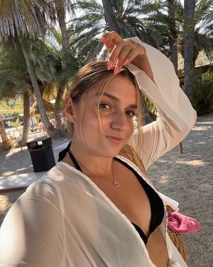 alexaaurban - Thumb