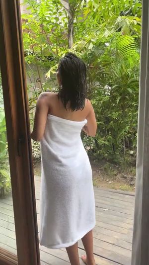 Indian influencer - Thumb
