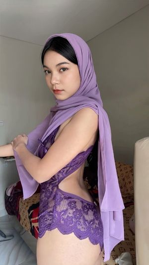 nova awalani - Thumb