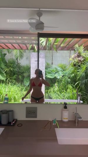 userposts/6a31453e8d0db581a3a953fb video #7 photo n 7