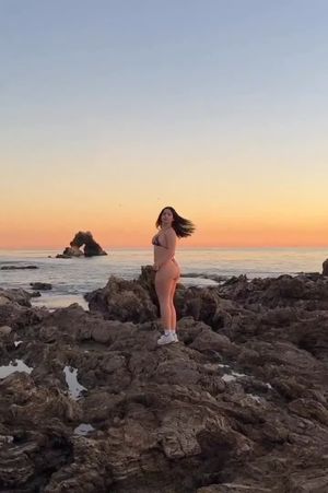 userposts/6a34687f2defa5a7077fff5c video #14 photo n 14
