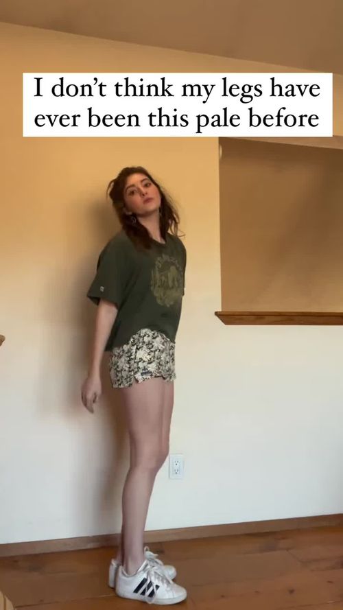 Willow Shields - Image