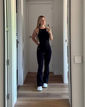 girls - Thumb