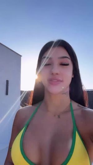 Bia Miranda - Thumb