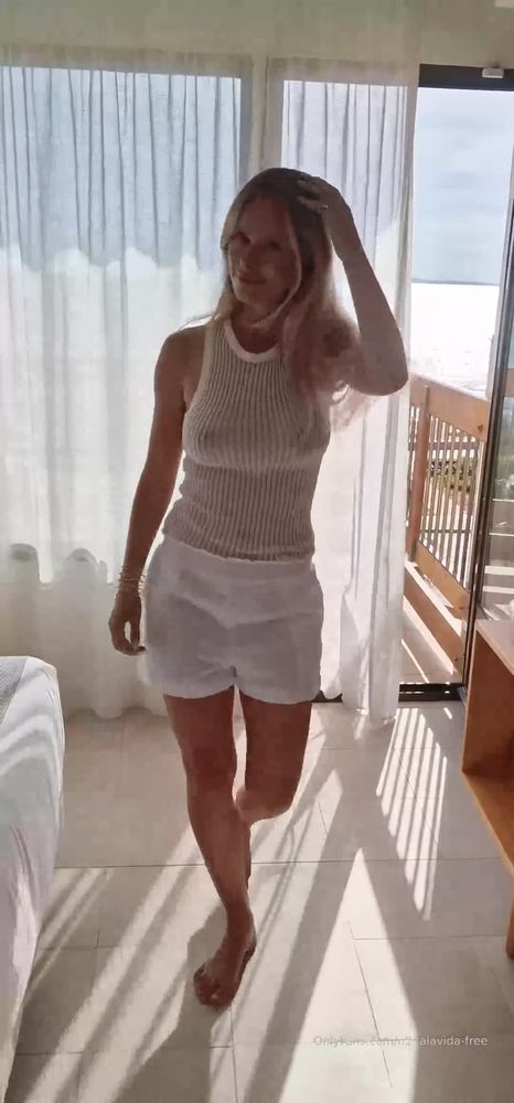 Nina Thomas - Image