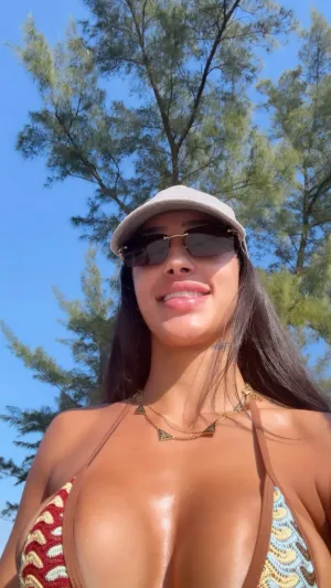 Bia Miranda - Thumb