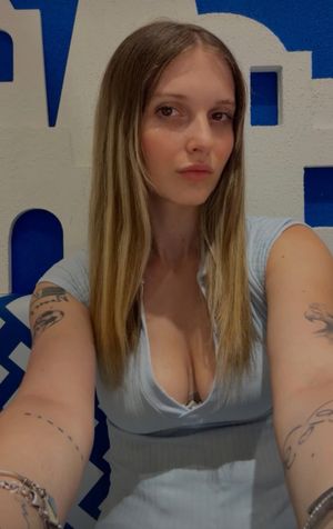 Elisa - Thumb