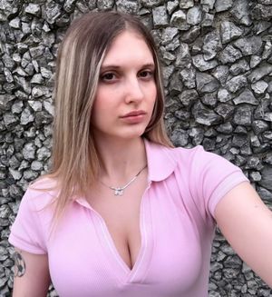 Elisa - Thumb
