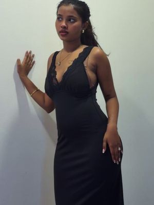 Nidhi joshi - Thumb